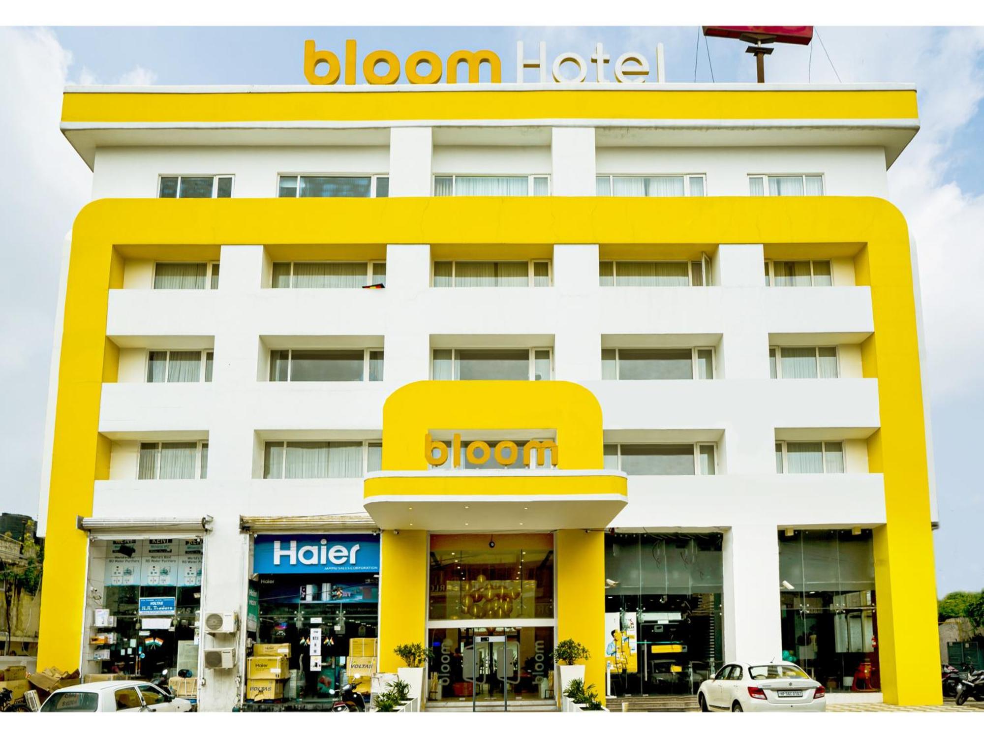 Bloom Hotel - Джамму Экстерьер фото